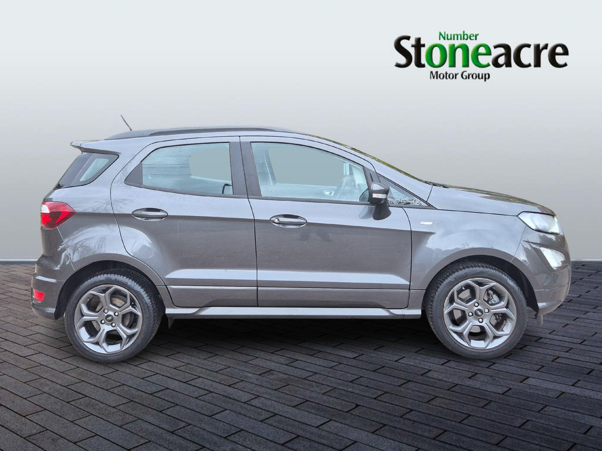 Ford EcoSport Image 2