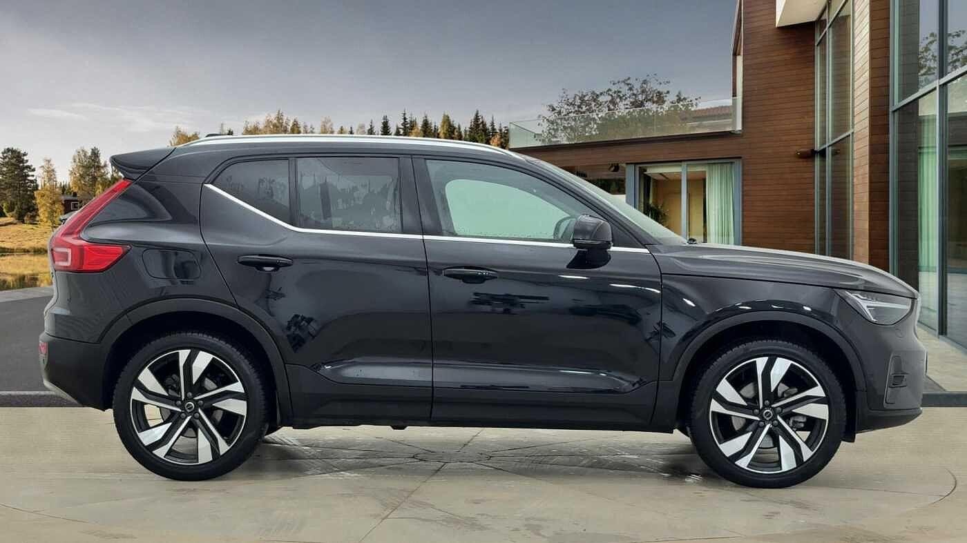 Volvo XC40 Image 2