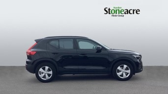 Volvo XC40 1.5 T2 Start Euro 6 (s/s) 5dr FD22KWE Image 3