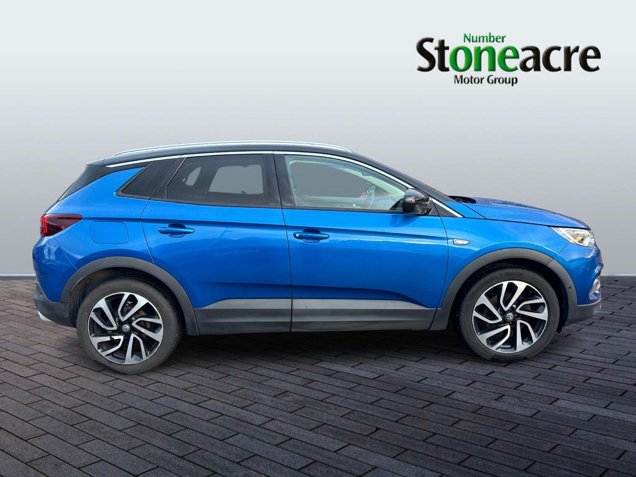 Vauxhall Grandland X Image 2