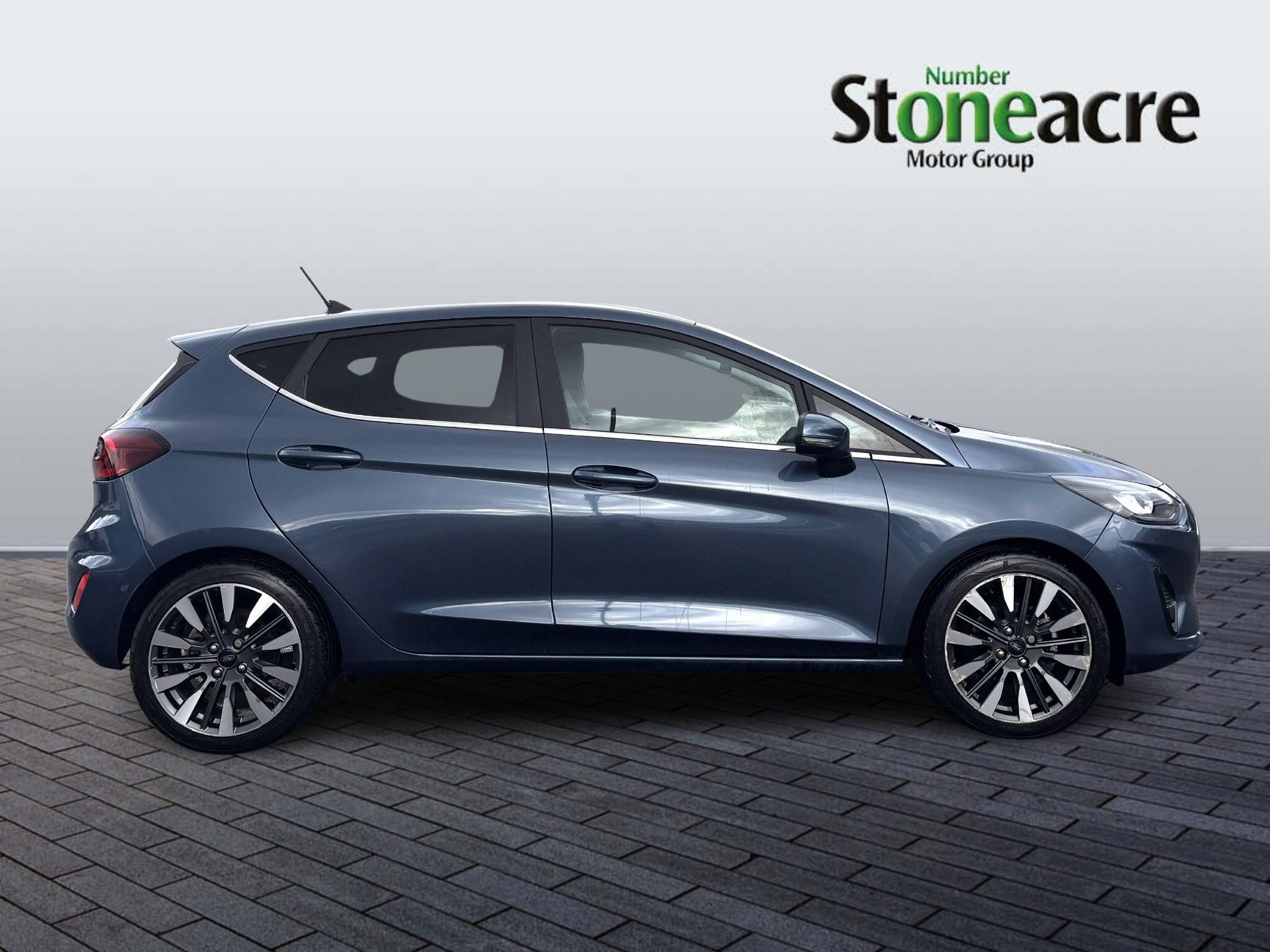 Ford Fiesta Image 2