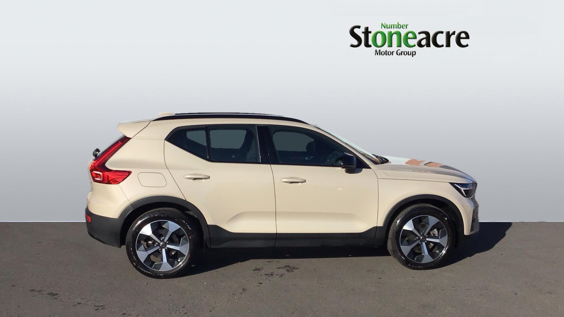 Volvo XC40 Image 3