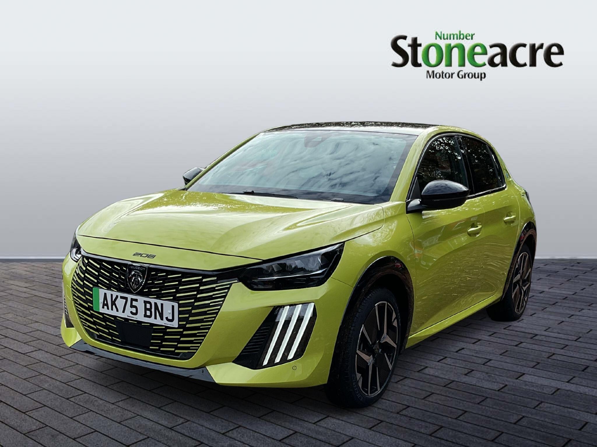 Peugeot E-208 Image 3