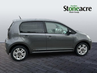 Volkswagen up! 1.0 beats Euro 6 (s/s) 5dr YO23ZVB Image 2