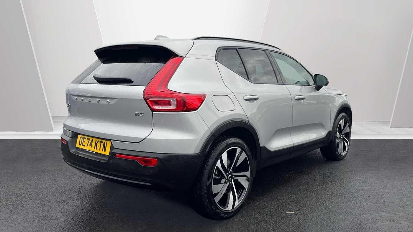 Volvo XC40 Image 2