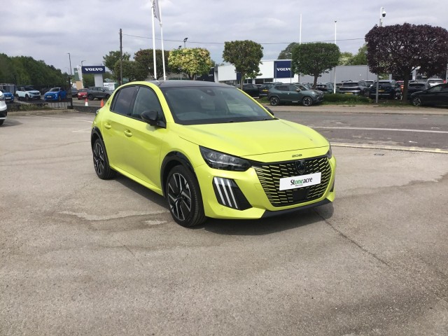 Peugeot 208 1.2 PureTech GT Euro 6 (s/s) 5dr null Image 1