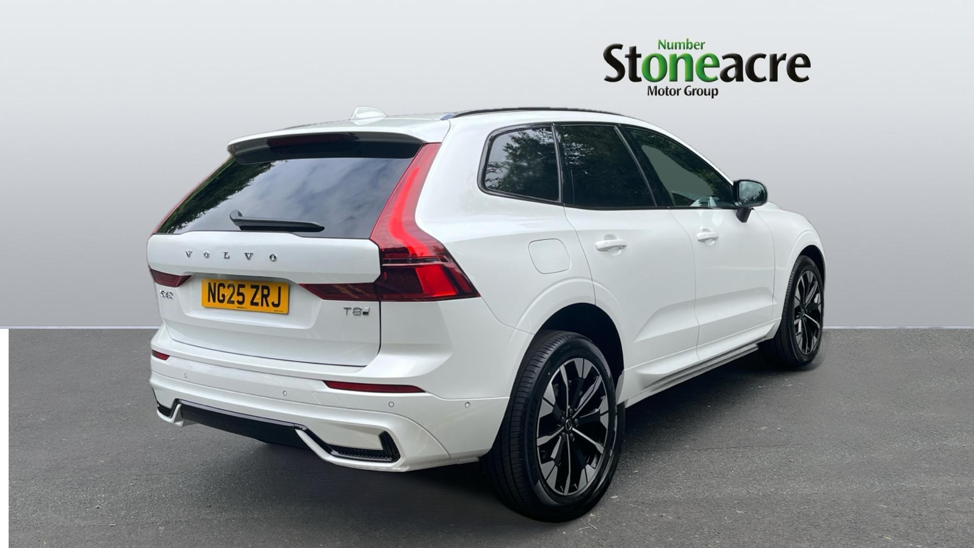 Volvo XC60 Image 2