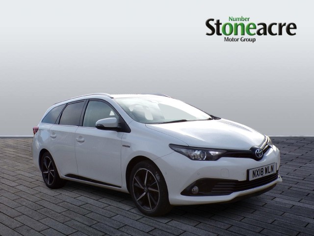 Toyota Auris 1.8 VVT-h Design Touring Sports 5dr Petrol Hybrid CVT Euro 6 (s/s) (136 ps) HV08ZOE Image 1