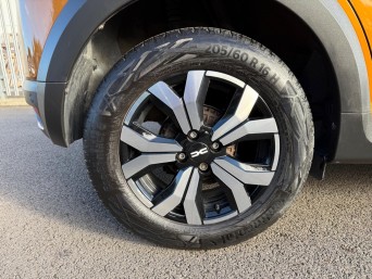 Dacia Sandero Stepway 1.0 TCe Journey 5dr NV73EKA Image 2