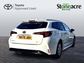 Toyota Corolla Commercial 1.8 VVT-h CVT Euro 6 (s/s) 5dr NU75JBV Image 3