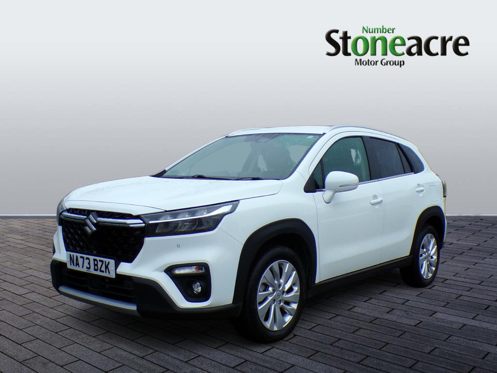 Suzuki S-Cross Hybrid Image 3