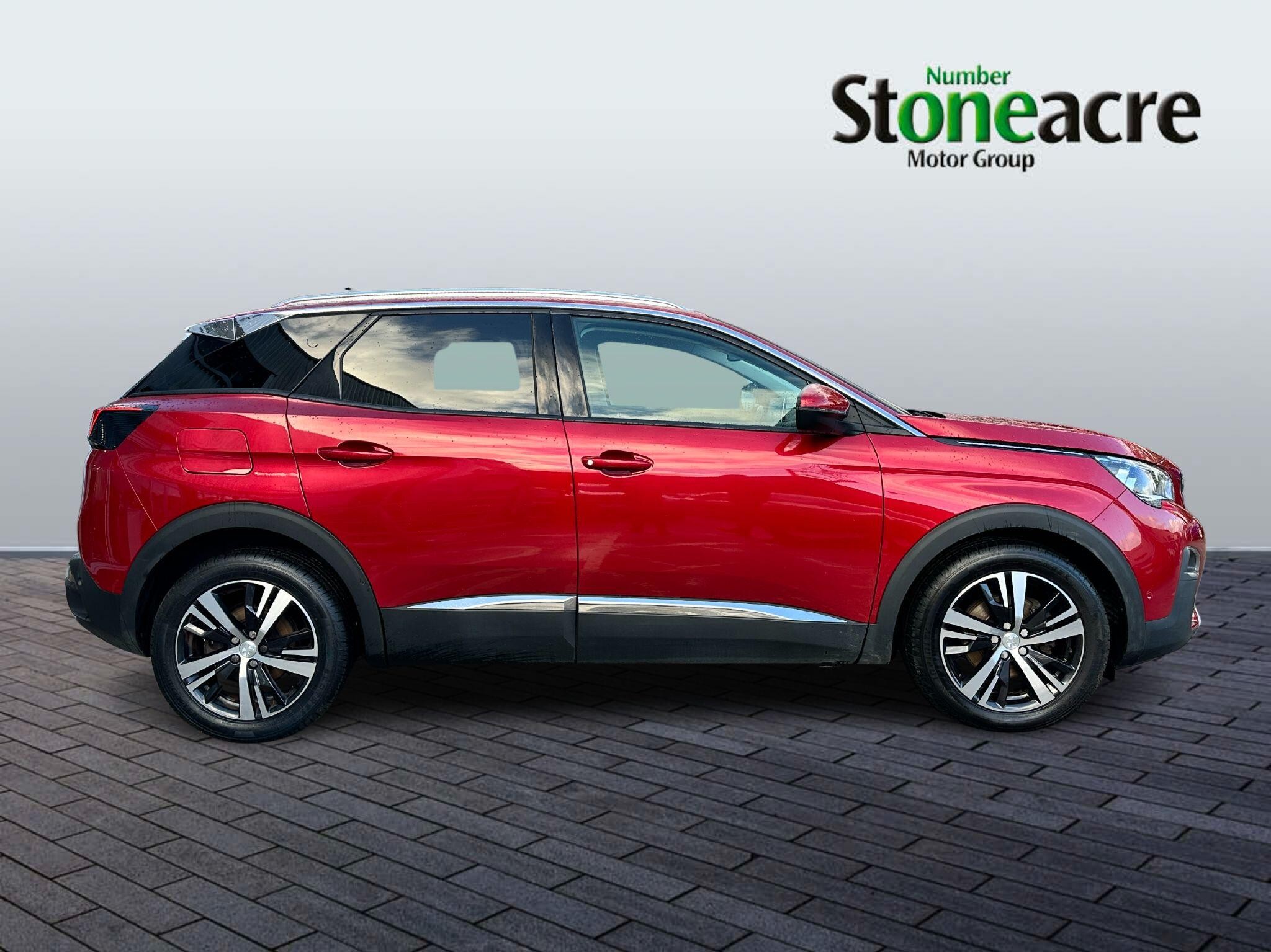 Peugeot 3008 Image 2