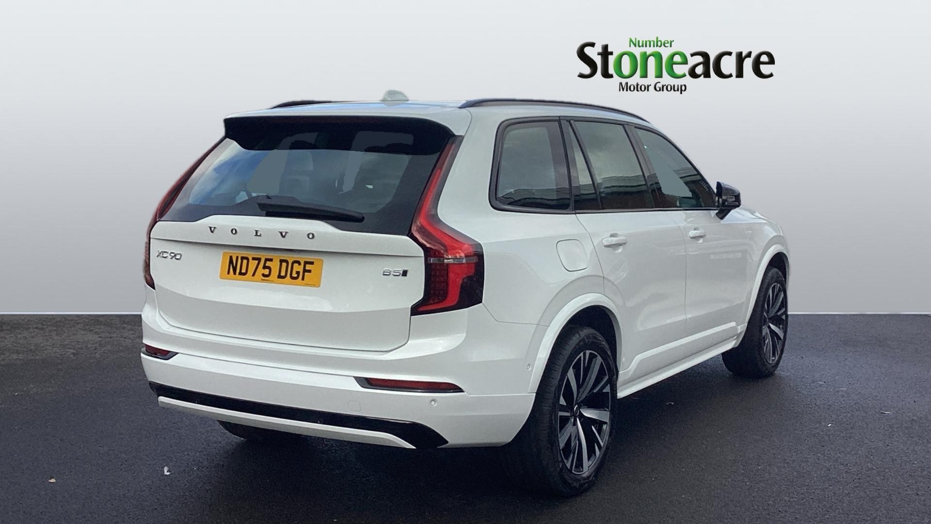 Volvo XC90 Image 2