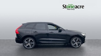 Volvo XC60 2.0 B4 MHEV R-Design Pro Auto AWD Euro 6 (s/s) 5dr NA69LYJ Image 3