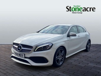 Mercedes-Benz A-Class 1.6 A160 AMG Line (Premium) 7G-DCT Euro 6 (s/s) 5dr YN18MEV Image 3