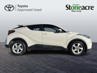 Toyota C-HR Self-Charging Hybrid 1.8 Hybrid Icon 5dr CVT NU67YJC Image 2