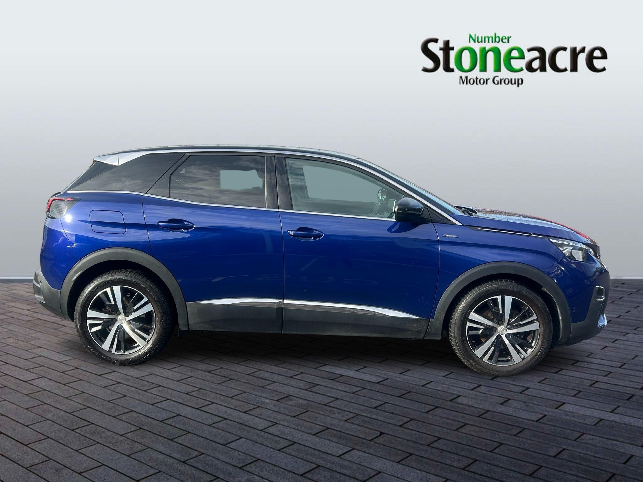 Peugeot 3008 Image 2