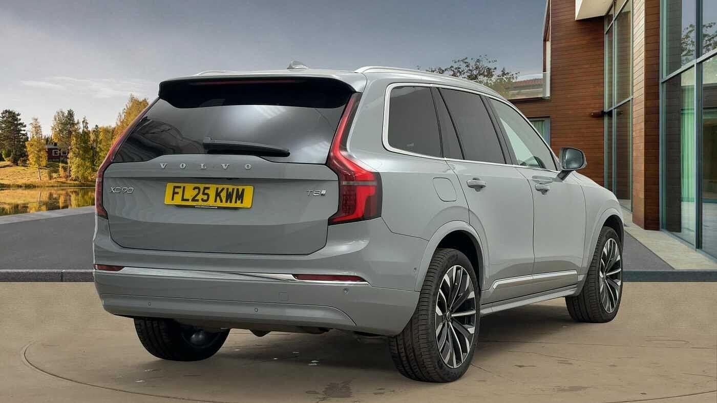 Volvo XC90 Image 3