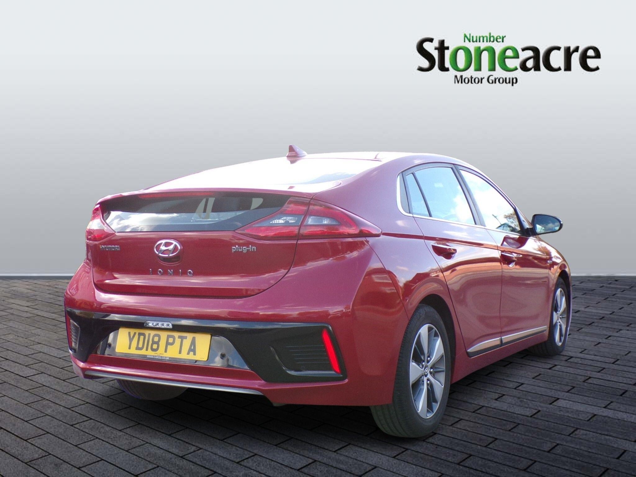 Hyundai IONIQ Image 3