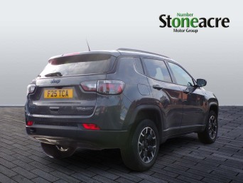 Jeep Compass 1.3 T4 GSE 4xe PHEV Trailhawk 5dr Auto YY72ZPM Image 3