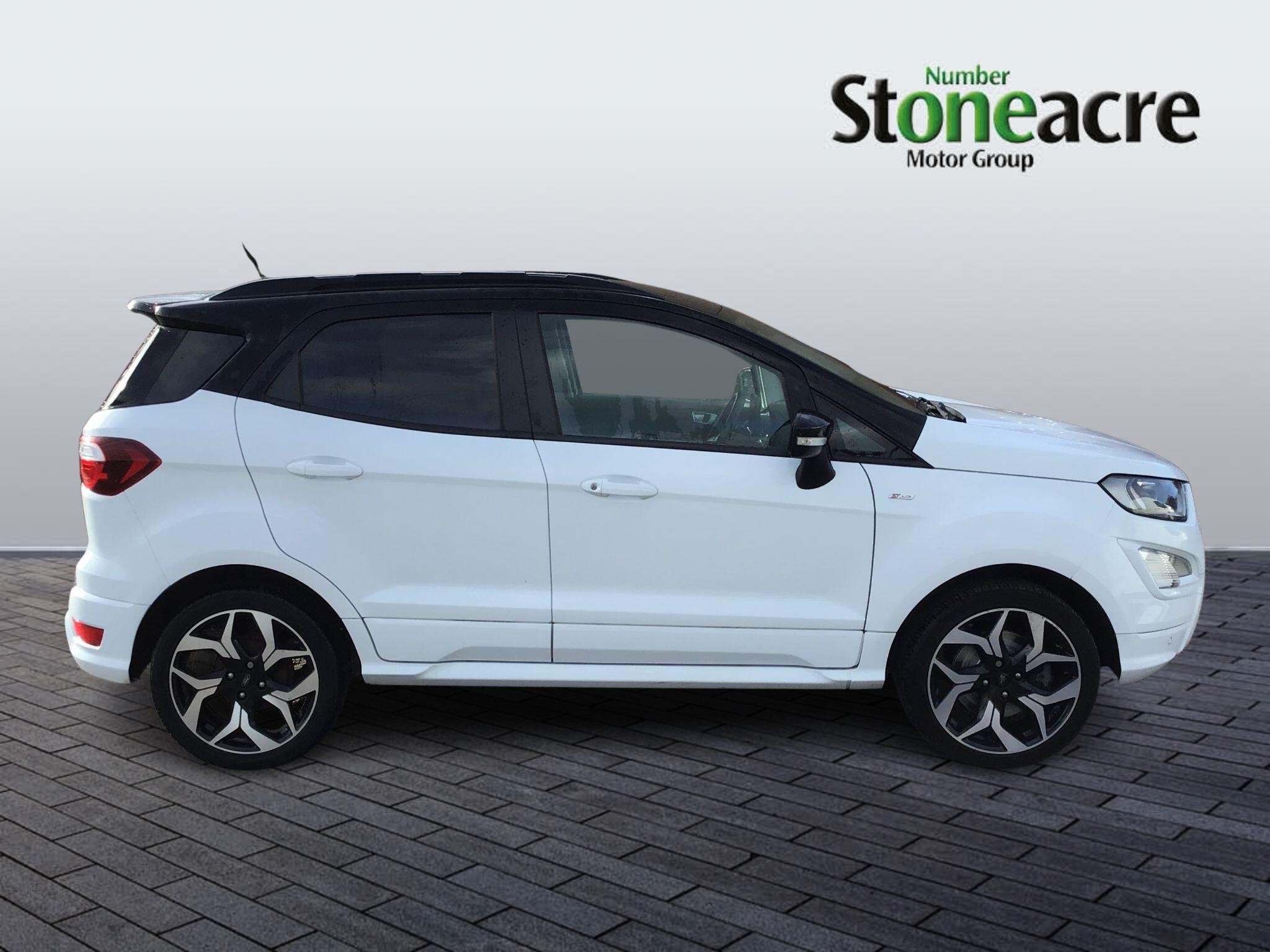 Ford EcoSport Image 2