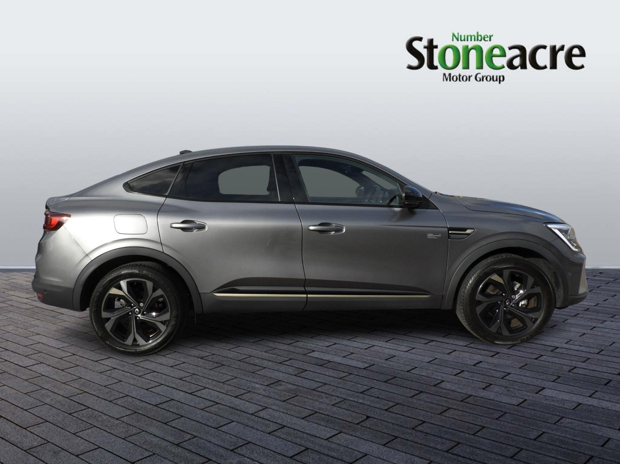 Renault Arkana E-Tech Image 2