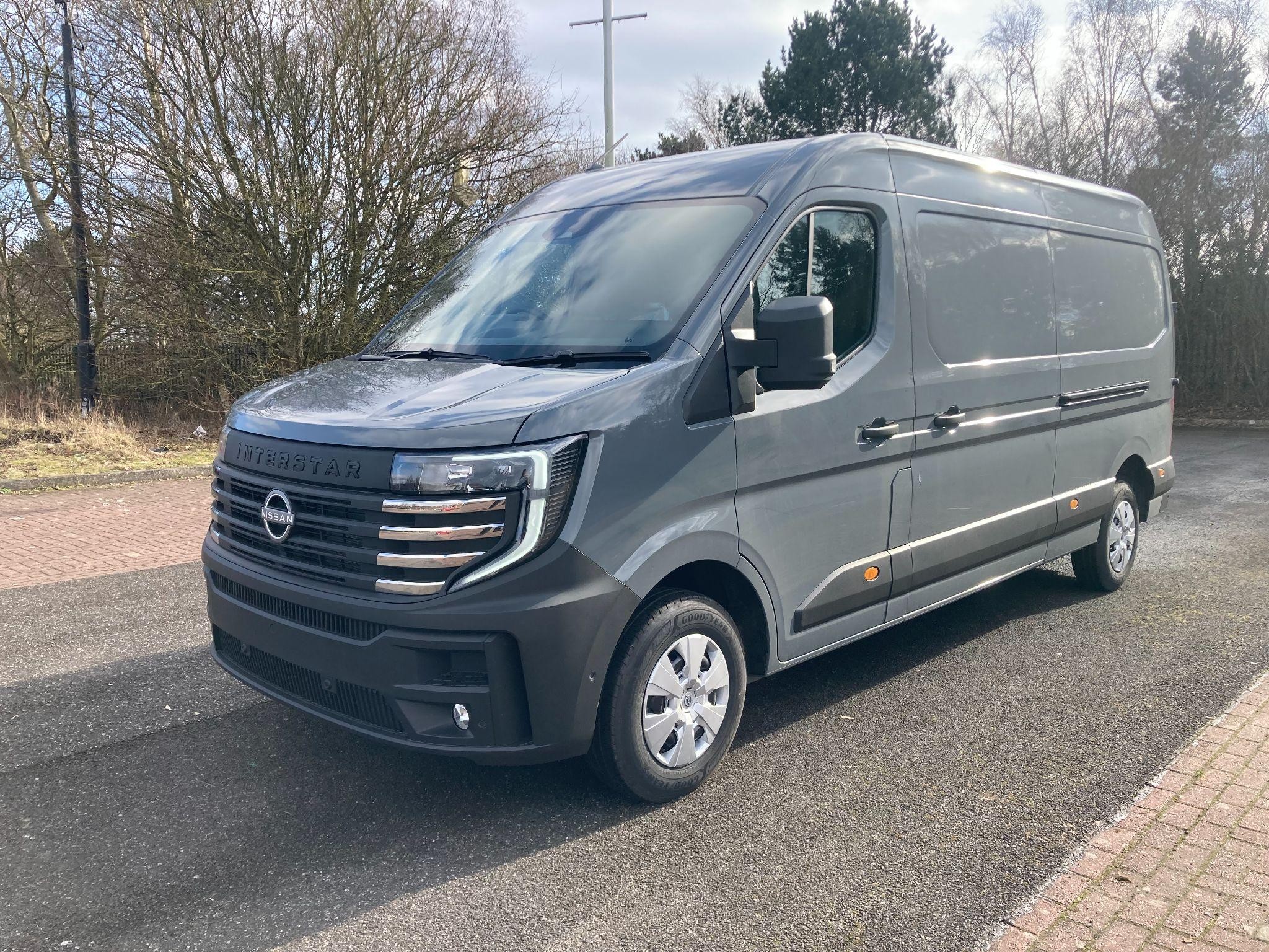 Nissan Interstar Image 3