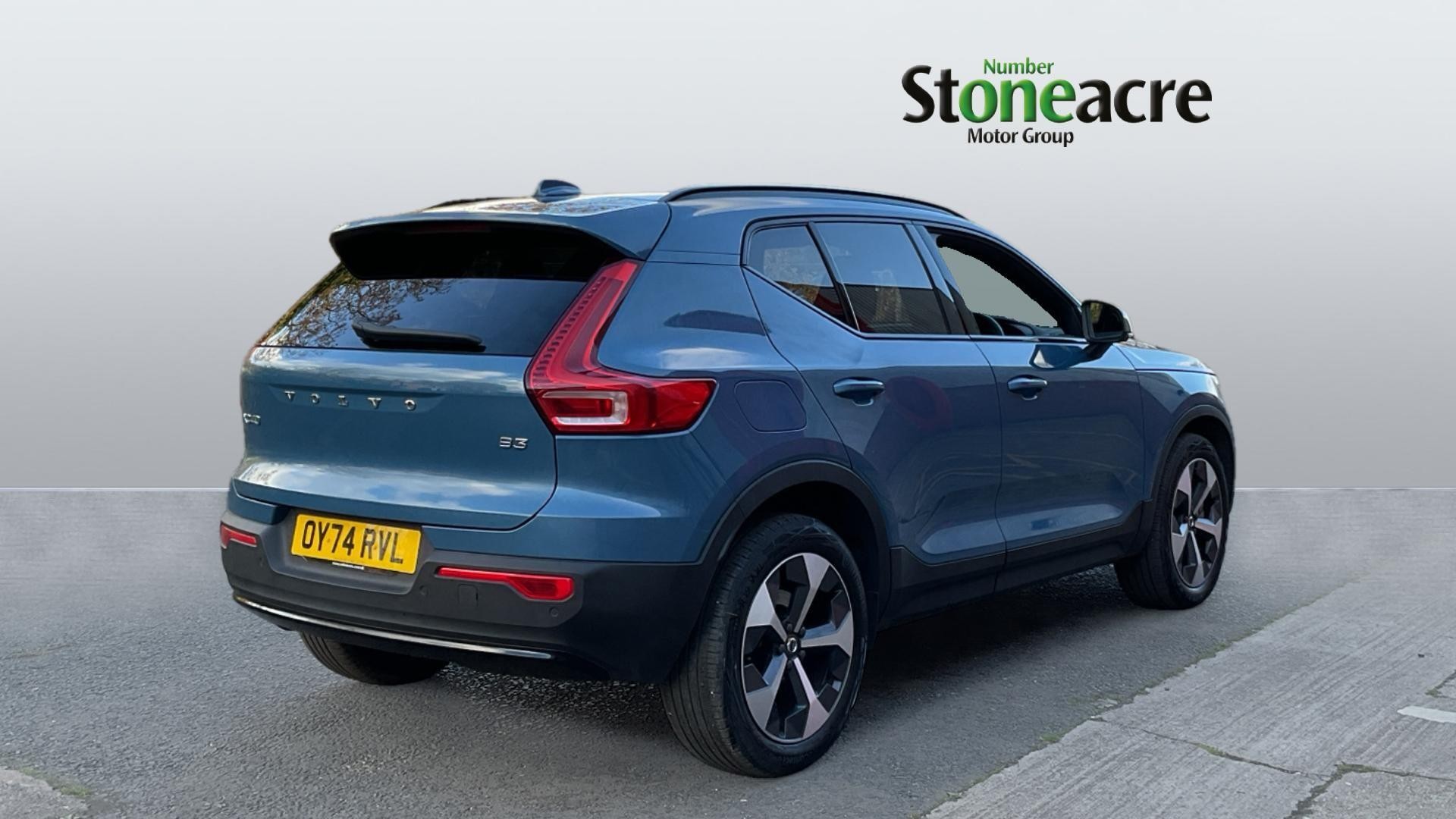 Volvo XC40 Image 2