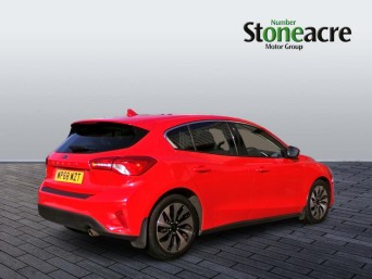 Ford Focus 1.0 EcoBoost 125 Zetec 5dr WP68WZT Image 2