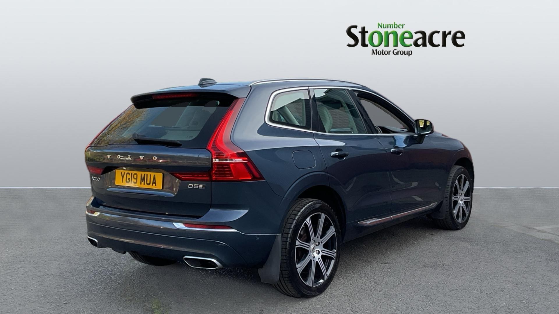 Volvo XC60 Image 2