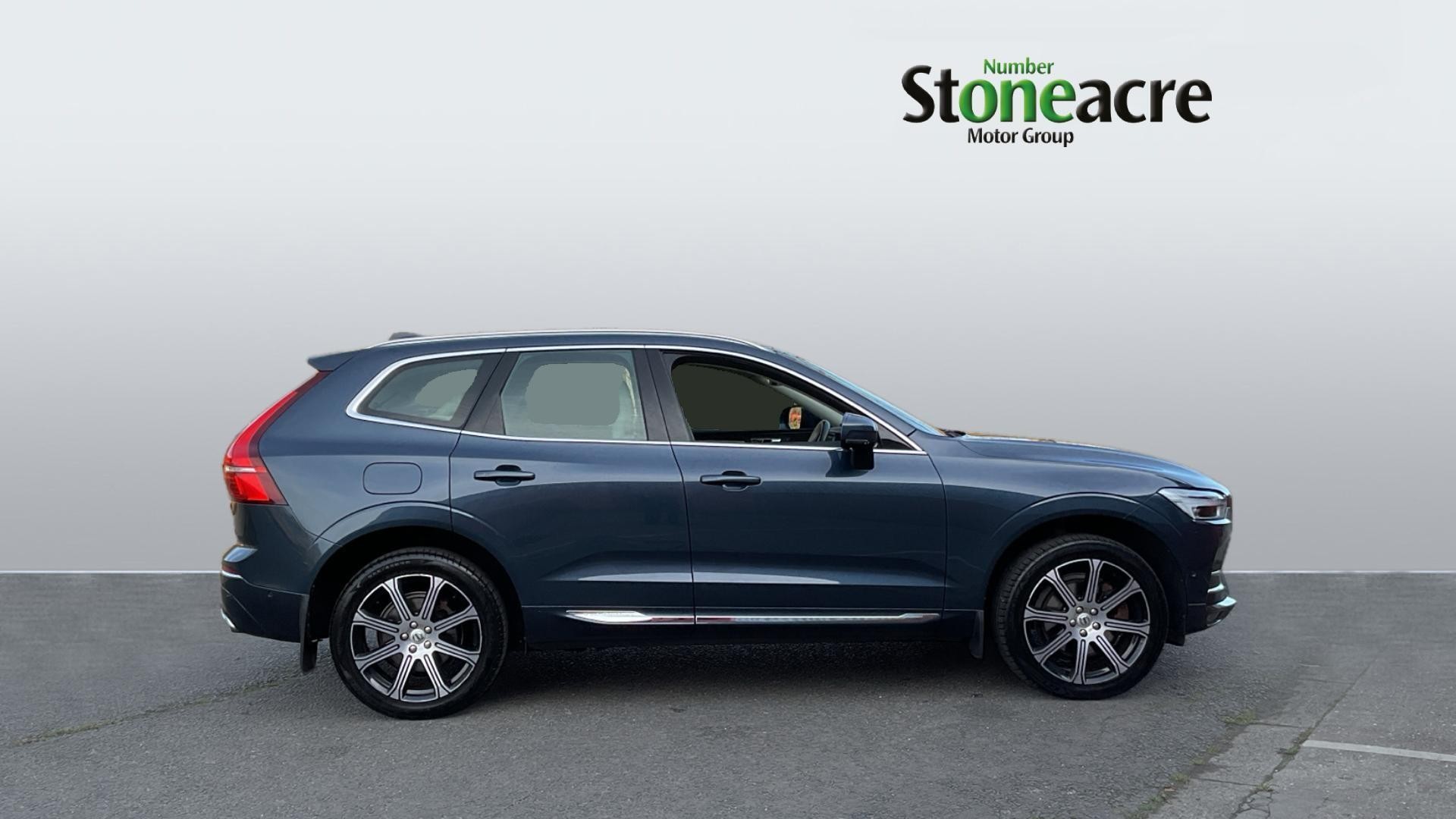 Volvo XC60 Image 3