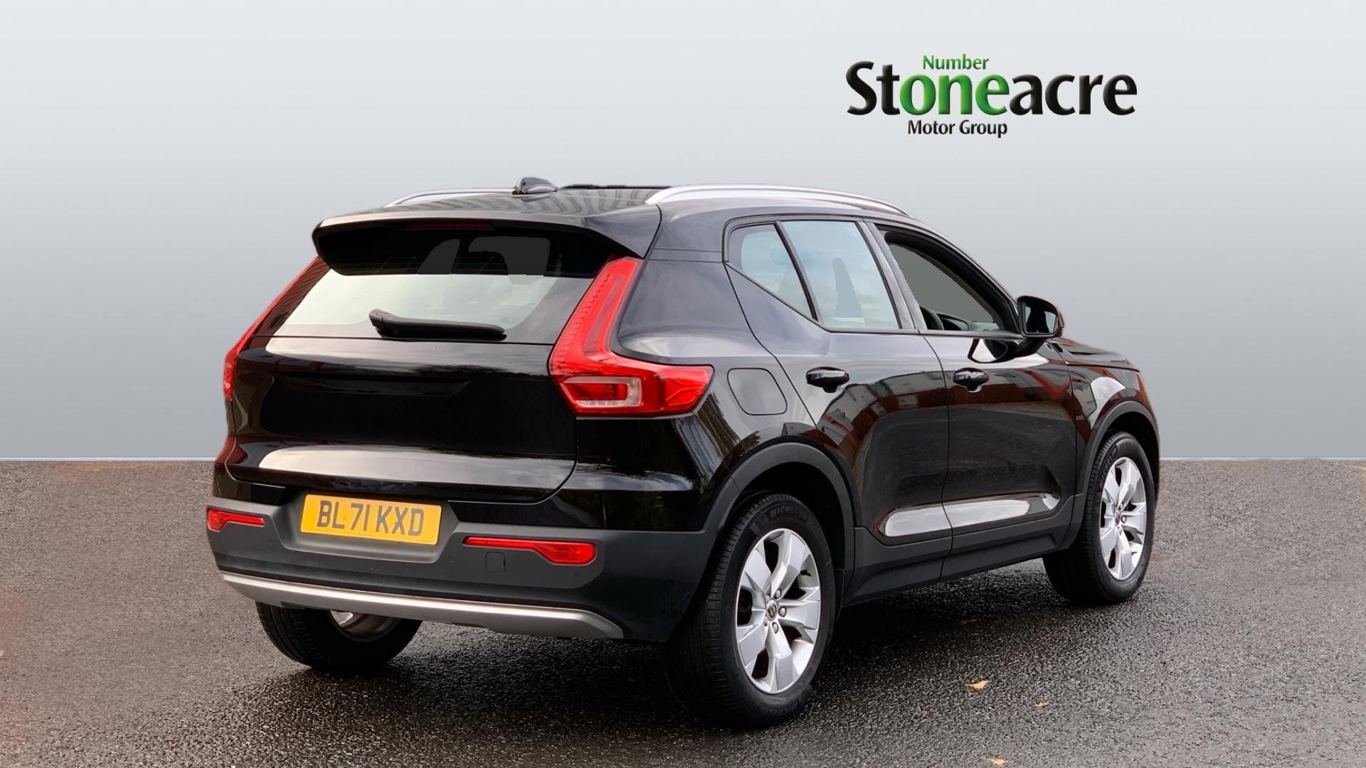 Volvo XC40 Image 2