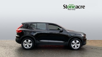 Volvo XC40 1.5 T3 [163] Momentum 5dr BL71KXD Image 3