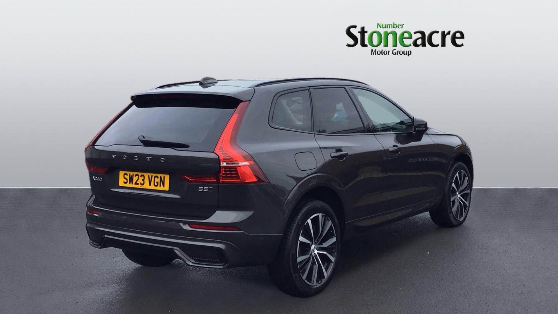 Volvo XC60 Image 2