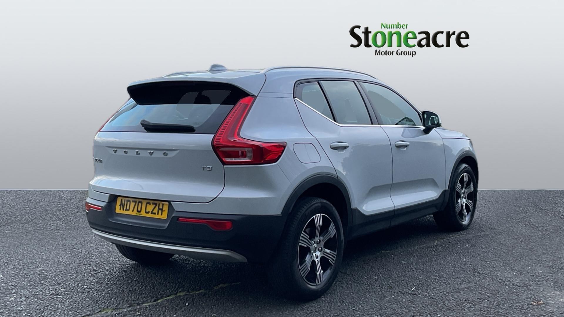 Volvo XC40 Image 2