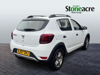 Dacia Sandero Stepway 0.9 TCe Essential 5dr AJ07ZHJ Image 3