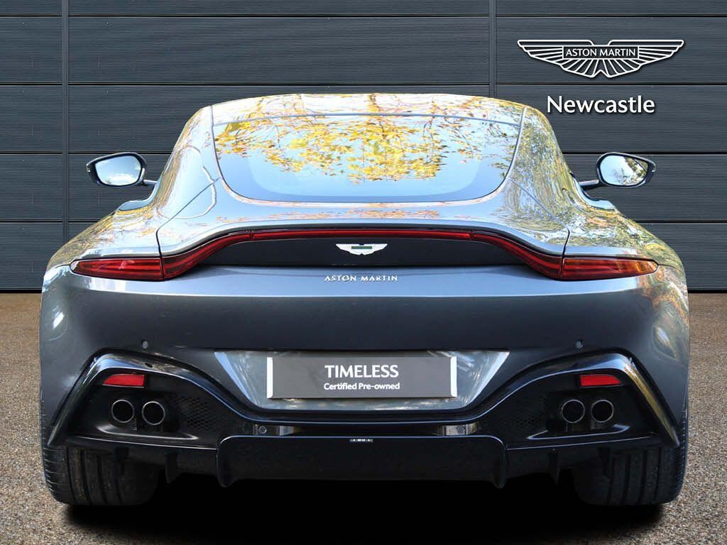 Aston Martin Vantage Image 2