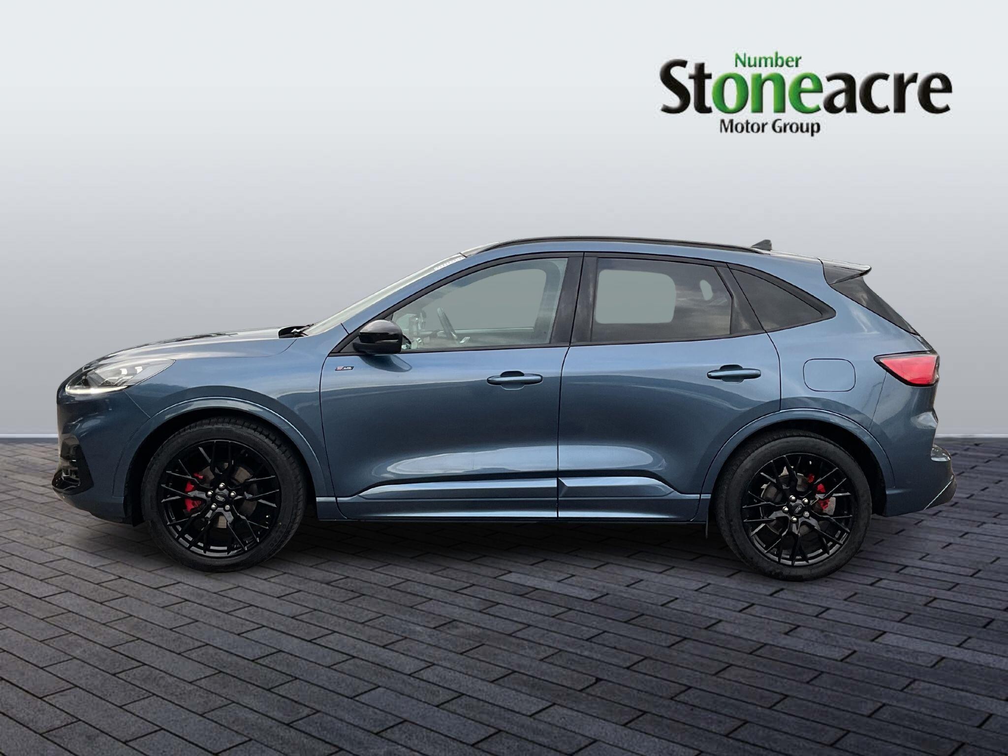 Ford Kuga Hybrid Image 2