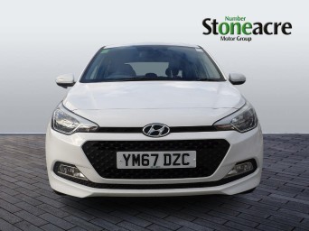 Hyundai i20 1.2 SE Euro 6 5dr YM67DZC Image 3