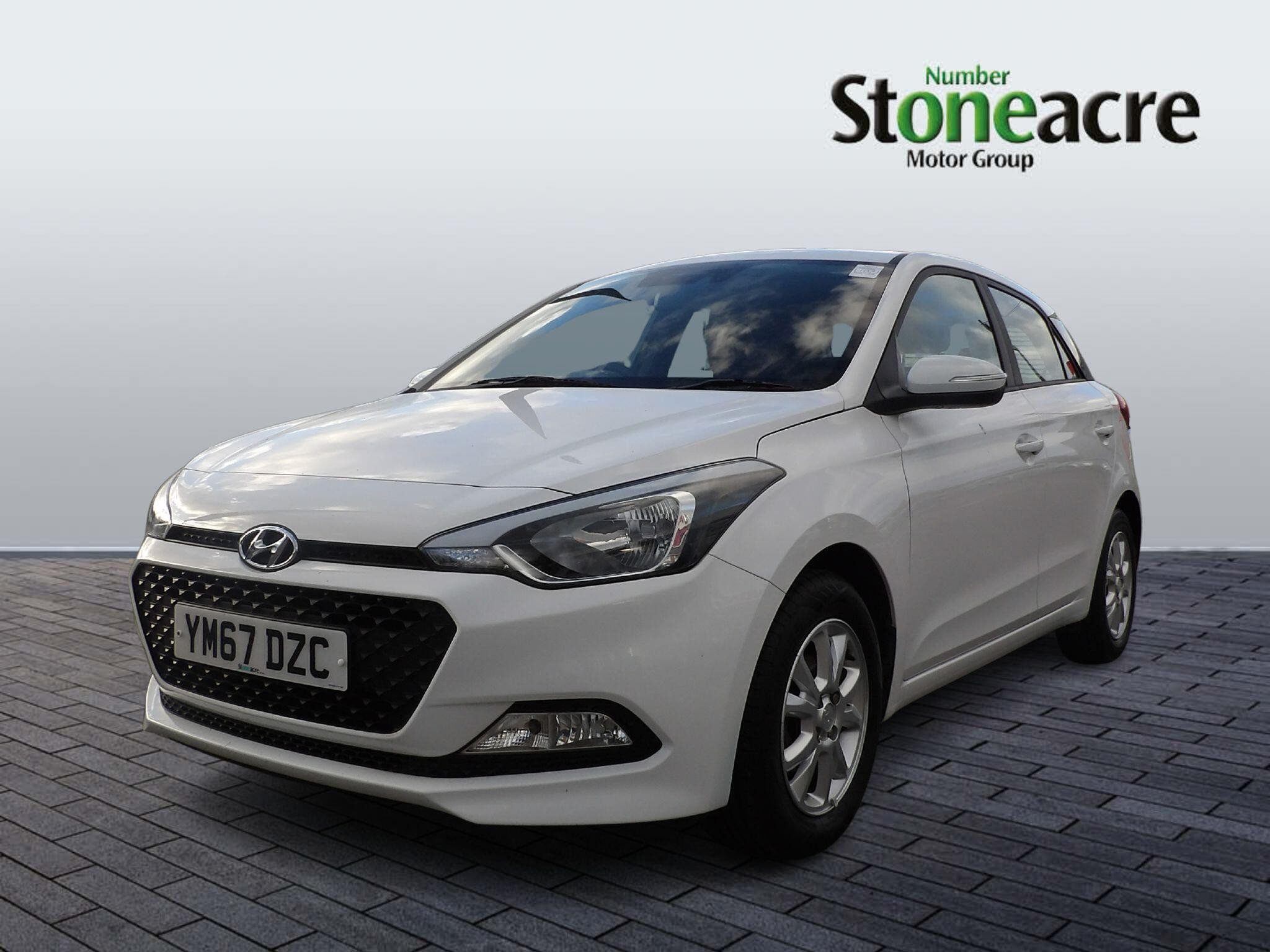 Hyundai i20 Image 3