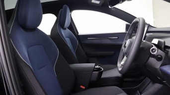 Volvo EX30 Twin Performance 69kWh Plus Auto AWD 5dr NL75ZMZ Image 3