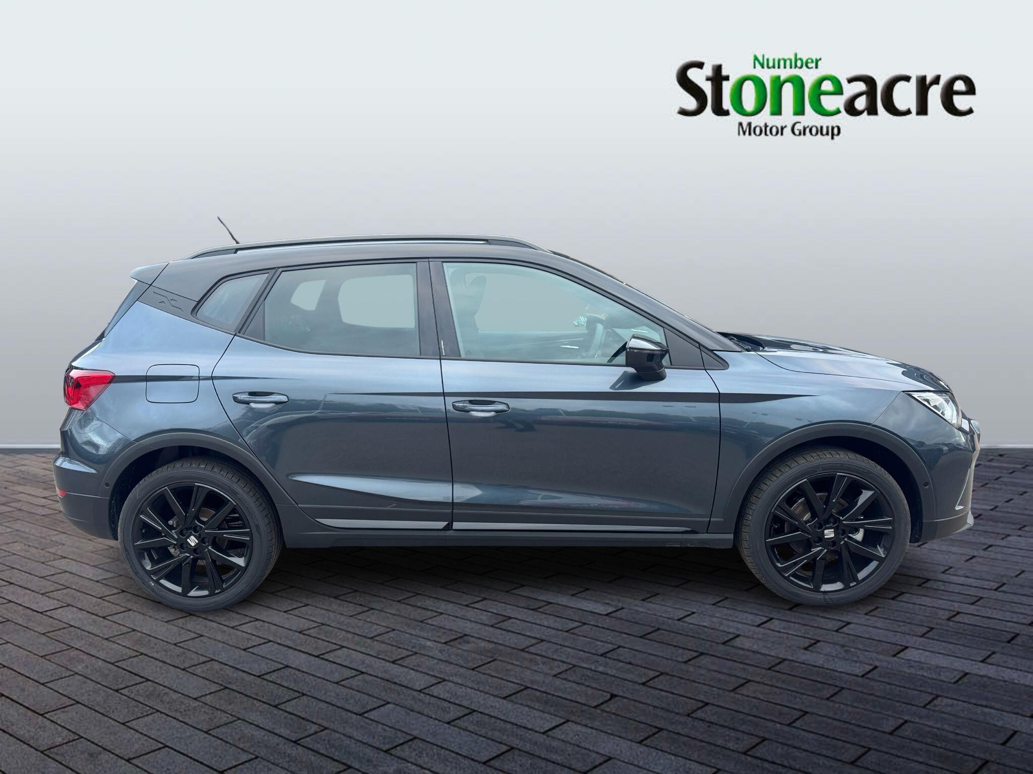SEAT Arona Image 2