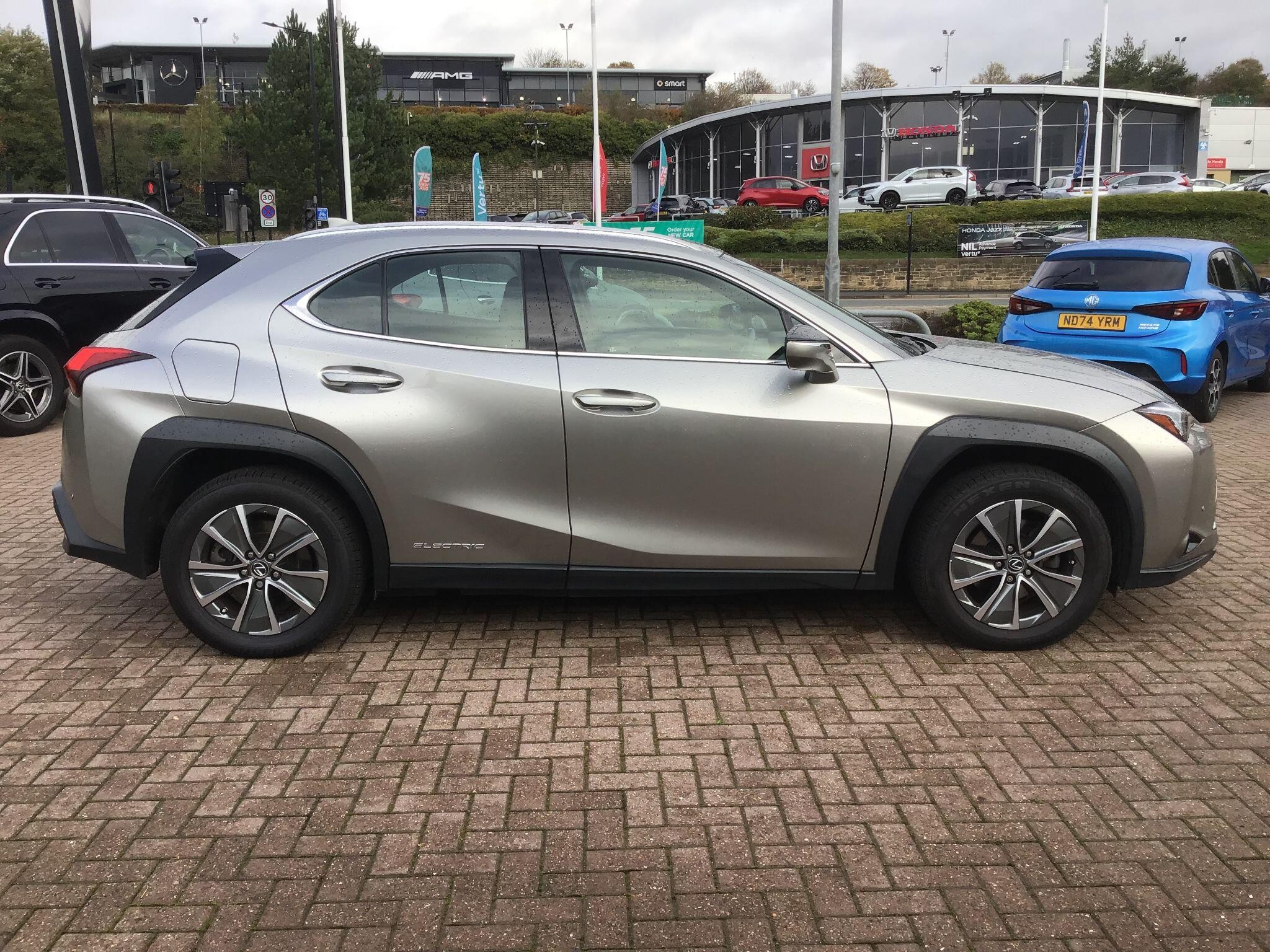Lexus UX Image 2