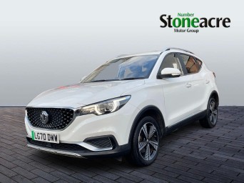 MG ZS EV 105kW Exclusive EV 45kWh 5dr Auto LG70DWW Image 3