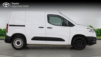 Toyota Proace City 1.5 BlueHDi Active Short Panel Van SWB Euro 6 (s/s) 5dr HV23MWZ Image 2