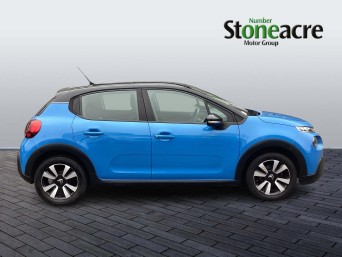 Citroen C3 1.2 PureTech Feel Euro 6 (s/s) 5dr KJ68OSC Image 3