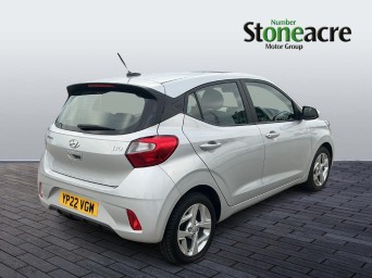 Hyundai i10 1.0 SE Connect Hatchback 5dr Petrol Manual Euro 6 (s/s) (67 ps) YP22VGM Image 3