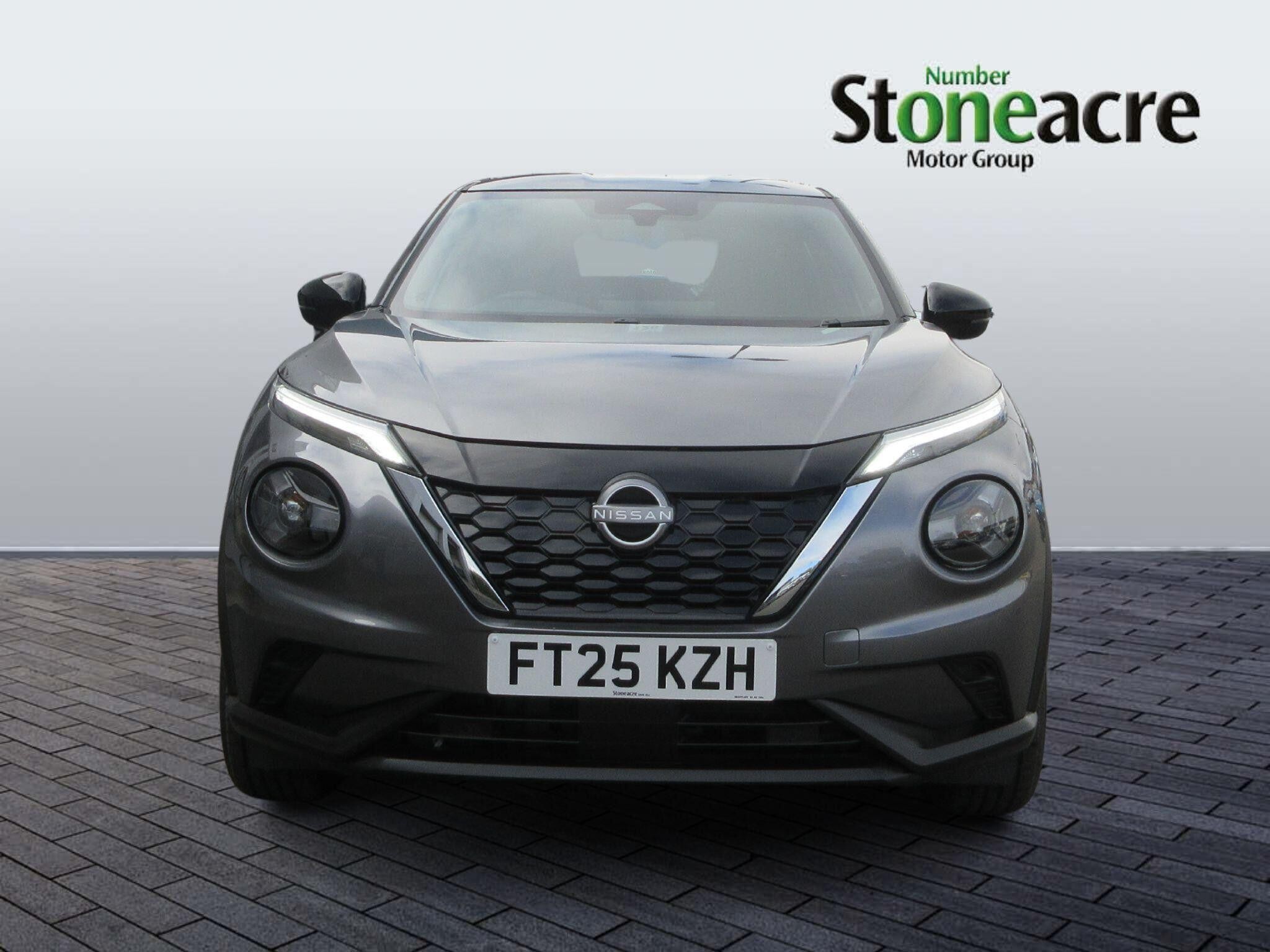 Nissan Juke Hybrid Image 2