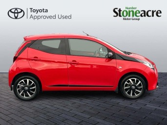 Toyota Aygo 1.0 VVT-i X-Trend TSS 5dr NJ71MVY Image 2