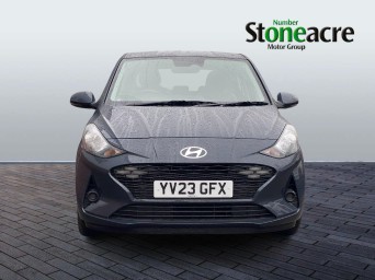 Hyundai i10 1.2 Advance Auto Euro 6 (s/s) 5dr YV23GFX Image 2